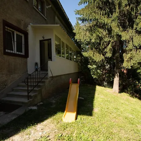 Downhill Апартаменти
